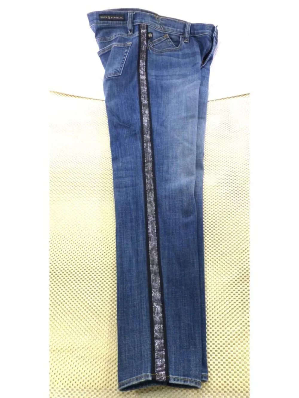Rock & Republic Womens Blue Jeans W/ Rhinestone Side Stripes 34" Waist 30" Insea - Picture 15 of 15